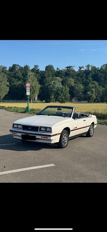 Weiß Gebraucht 1987 Chevrolet Cavalier Cabrio | 6.950 € - Bild 1/4
