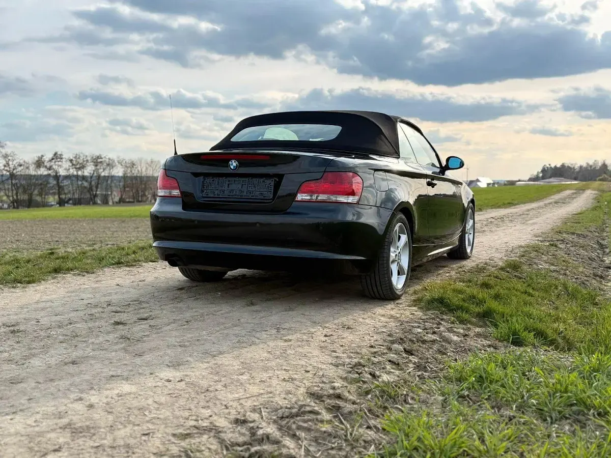 Gebraucht BMW 118 Cabriolet Performance 143 PS (105 kW) 2009 Schwarz Cabrio
