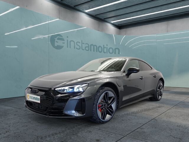 Grau Gebraucht 2022 Audi RS e-tron GT Design Limousine | 79.049 € (Guter Preis) - Bild 1/2