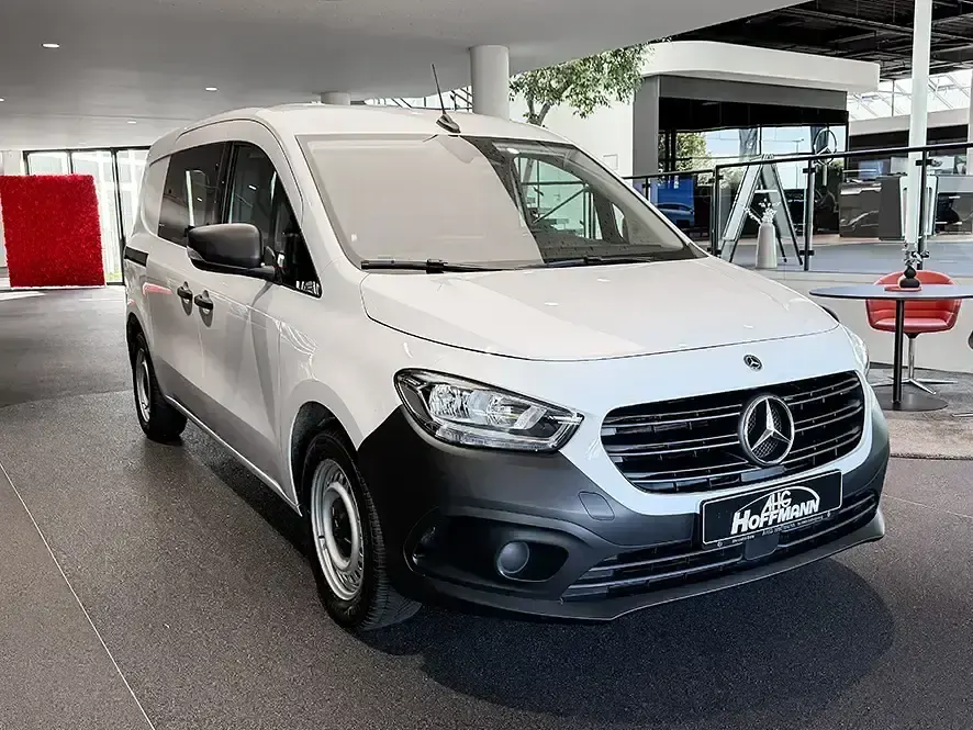 Gebraucht Mercedes Citan 110 95 PS (69 kW) 2025 Weiß Van / Kleinbus
