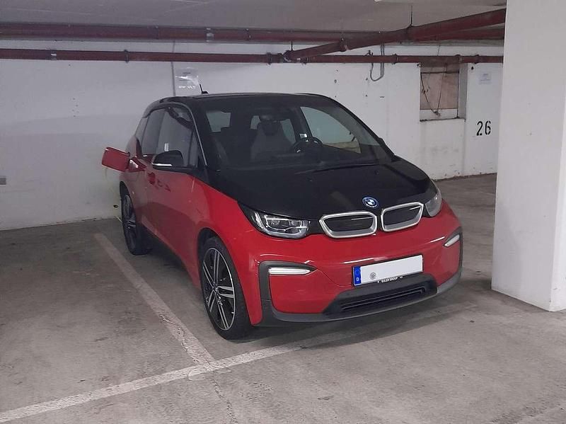 Rot Gebraucht 2020 BMW i3 Comfort Edition Limousine | 18.500 € (Fairer Preis) - Bild 1/4