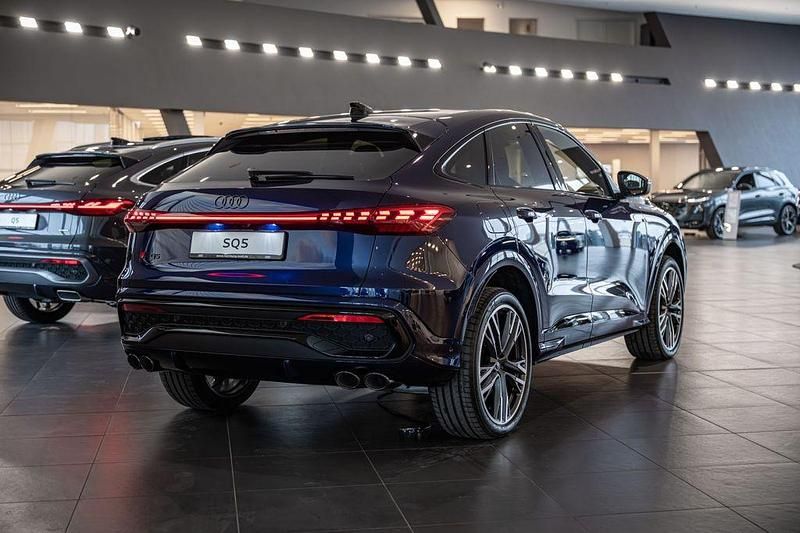 Neu Audi SQ5 Sportback Sport 367 PS (269 kW) 2026 Blau SUV