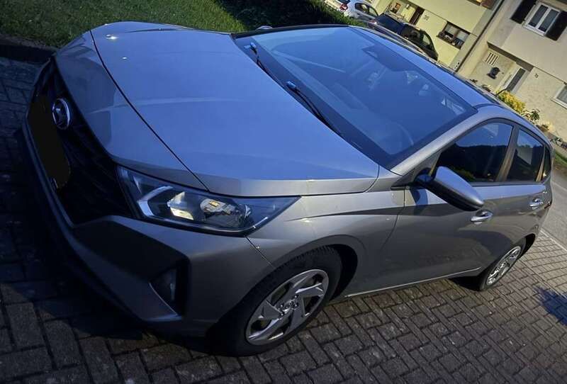Gebraucht 2022 Hyundai i20 Classic Limousine | 9.500 € - Bild 1/4