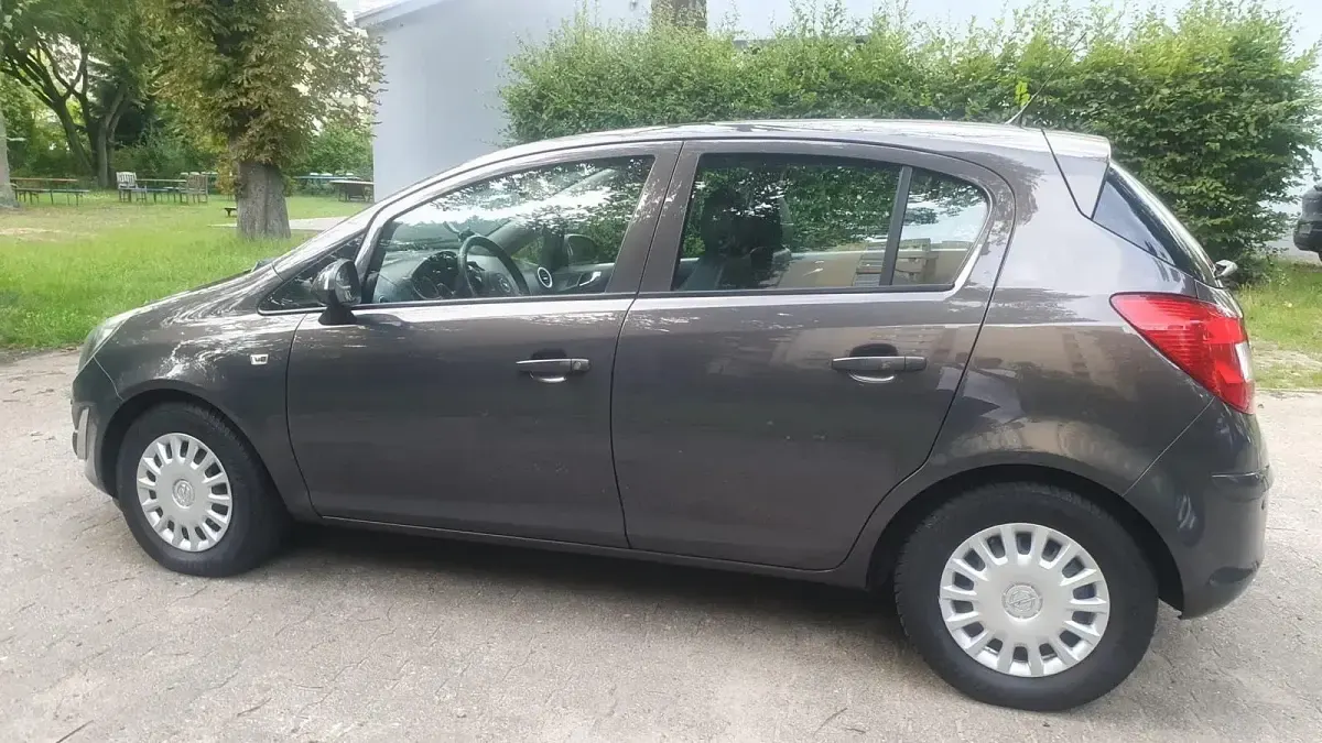 Usata Opel Corsa 87 CV (63 kW) 2013 Grigio Utilitaria