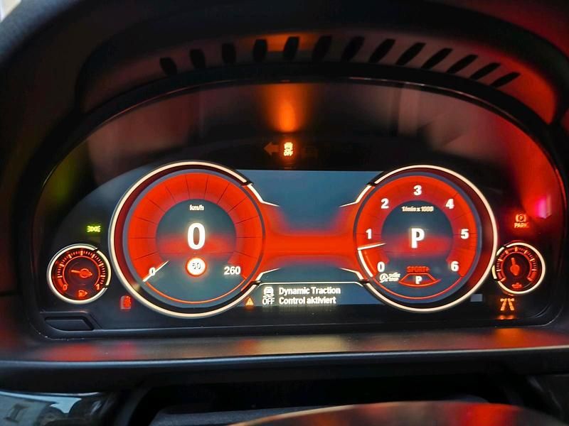 Schwarz Gebraucht 2013 BMW M550 Limousine | 15.100 € (Superpreis) - Bild 1/4