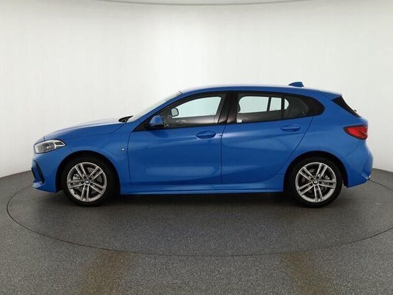 Gebraucht BMW 120 M Sport 178 PS (130 kW) 2022 Blau Kleinwagen