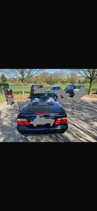 Gebraucht Mercedes CLK200 163 PS (119 kW) 2000 Schwarz Cabrio