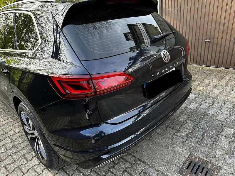 Gebraucht 2020 VW Touareg Advance SUV | 55.000 € (Teuer) - Bild 1/4