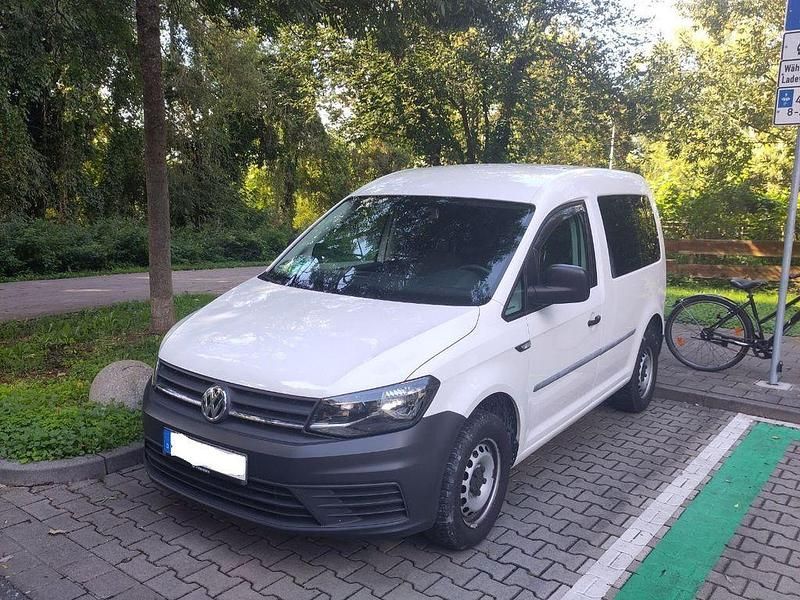 Weiß Gebraucht 2016 VW Caddy Van / Kleinbus | 11.100 € (Fairer Preis) - Bild 1/4