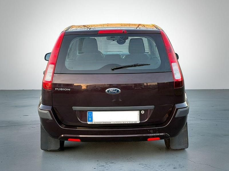 Gebraucht Ford Fusion Style 80 PS (58 kW) 2009 Rot Kleinwagen