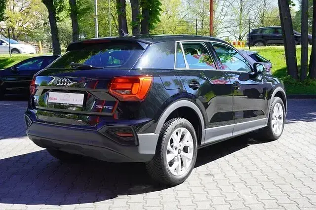 Gebraucht Audi Q2 Advanced 150 PS (110 kW) 2022 Blau SUV