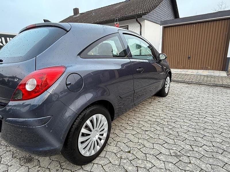 Second-hand Opel Corsa 85 CP (62 kW) 2007 Andere farben Hatchback