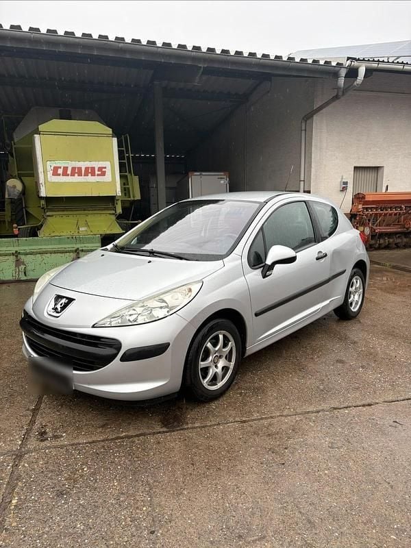 Gebraucht Peugeot 207 90 PS (66 kW) 2007 Silber Kleinwagen