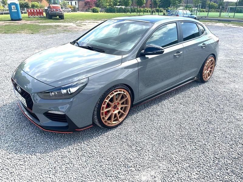 Schwarz Gebraucht 2020 Hyundai i30 N Performance Limousine | 23.999 € (Fairer Preis) - Bild 1/4