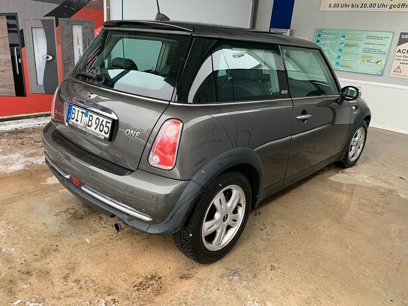 Gebraucht Mini ONE 90 PS (66 kW) 2006 Grün Kleinwagen