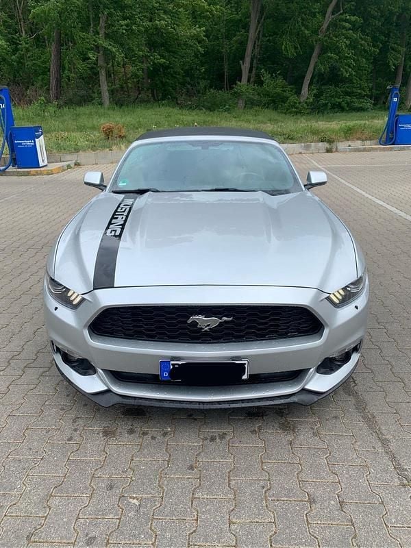 Silber Gebraucht 2016 Ford Mustang Cabrio | 21.999 € (Superpreis) - Bild 1/4