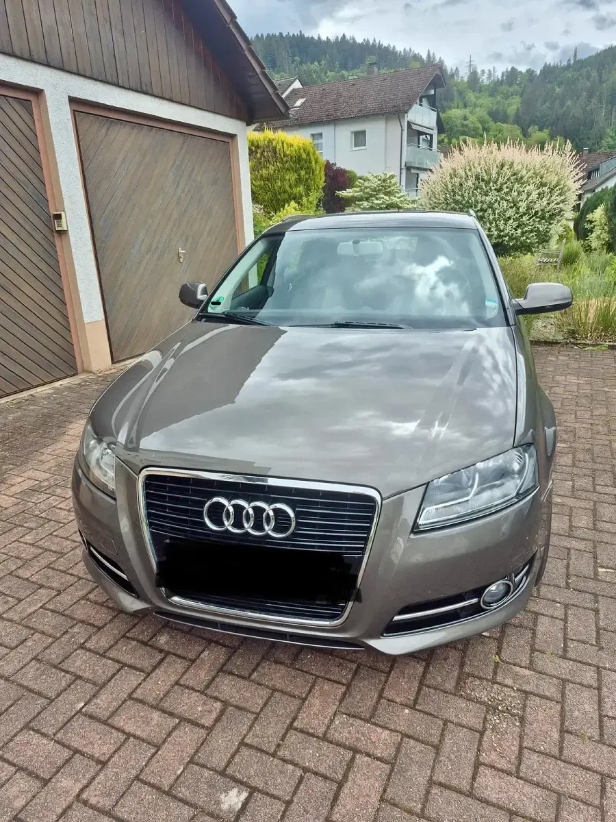 Second-hand Audi A3 104 CP (76 kW) 2011 Gri Hatchback