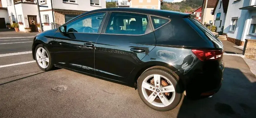 Gebraucht Seat Leon FR 150 PS (110 kW) 2016 Schwarz Limousine