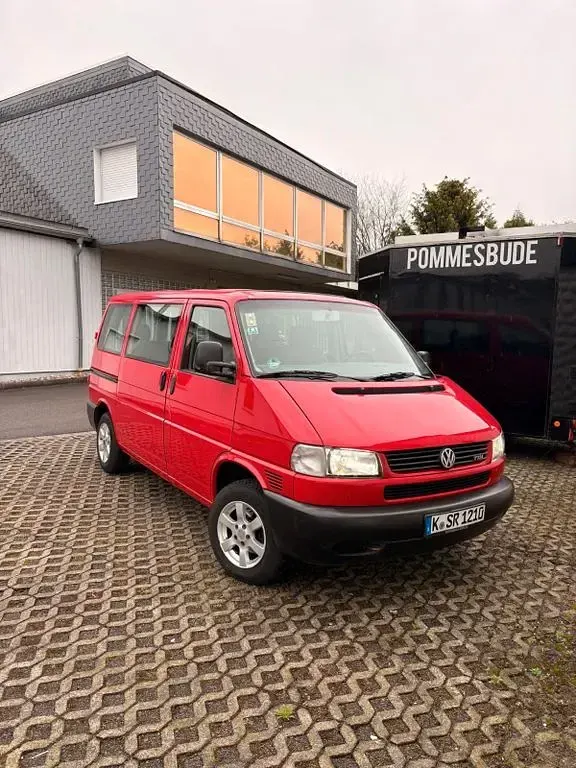 Usata VW Multivan 102 CV (75 kW) 2000 Rosso Monovolume