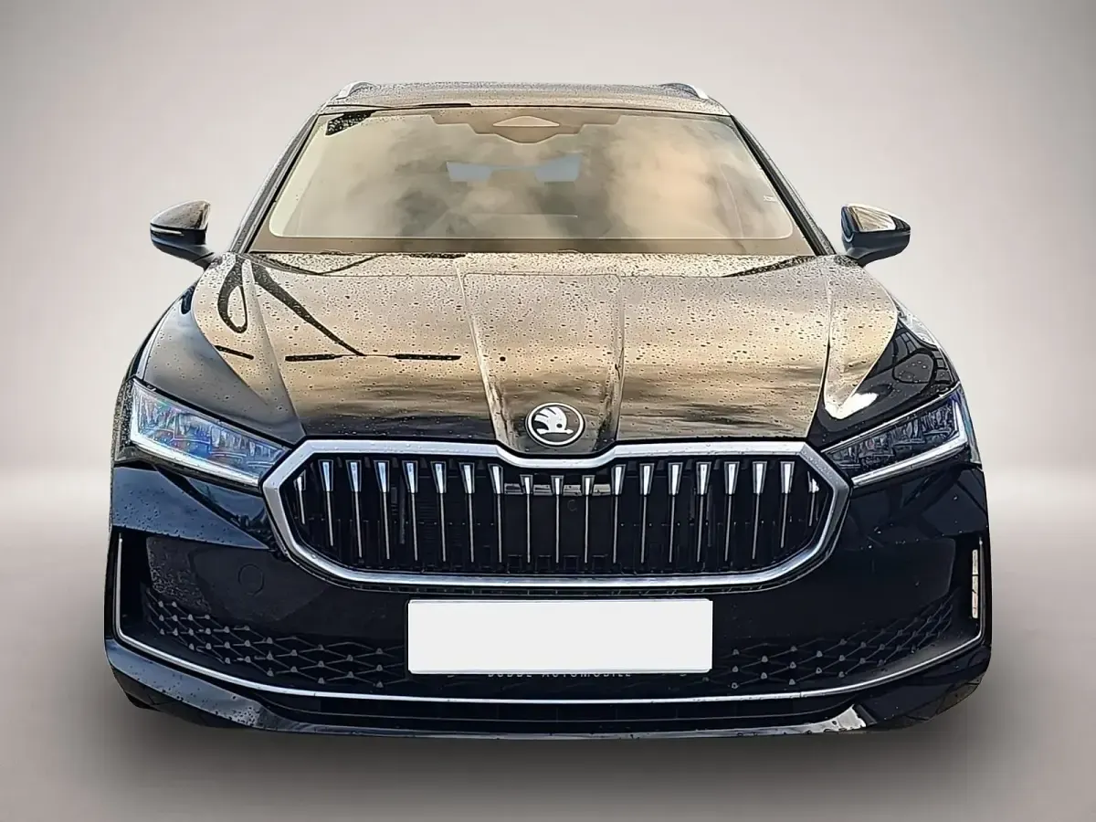 Neu Skoda Superb Selection 150 PS (110 kW) 2026 Schwarz Kombi