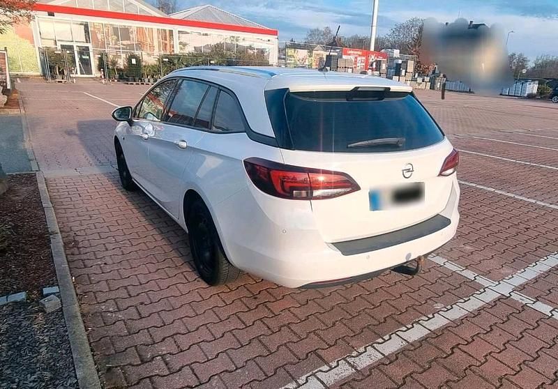 Usata Opel Astra 105 CV (77 kW) 2017 Bianco Station wagon