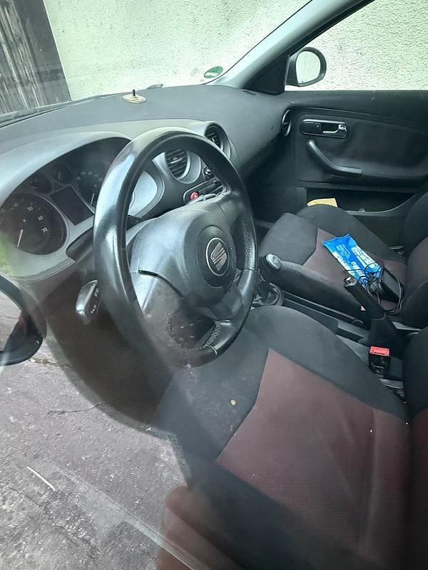 Gebraucht Seat Ibiza 85 PS (62 kW) 2009 Grau Kleinwagen