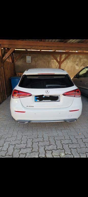 Gebraucht Mercedes A220 Progressive 190 PS (139 kW) 2018 Weiß Limousine