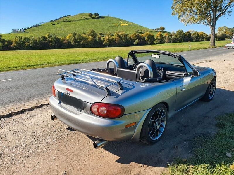 Silber Gebraucht 2004 Mazda MX5 Cabrio | 5.900 € (Teuer) - Bild 1/4