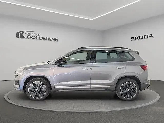 Gebraucht Skoda Karoq SportLine 150 PS (110 kW) 2022 Graphitegrau metallic SUV