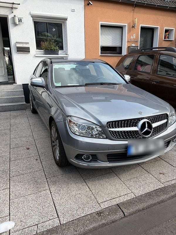 Gebraucht Mercedes C320 Elegance 224 PS (164 kW) 2008 Silber Limousine
