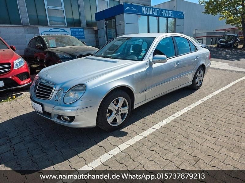 Second-hand Mercedes E200 184 CP (135 kW) 2008 Argintiu Berlinǎ