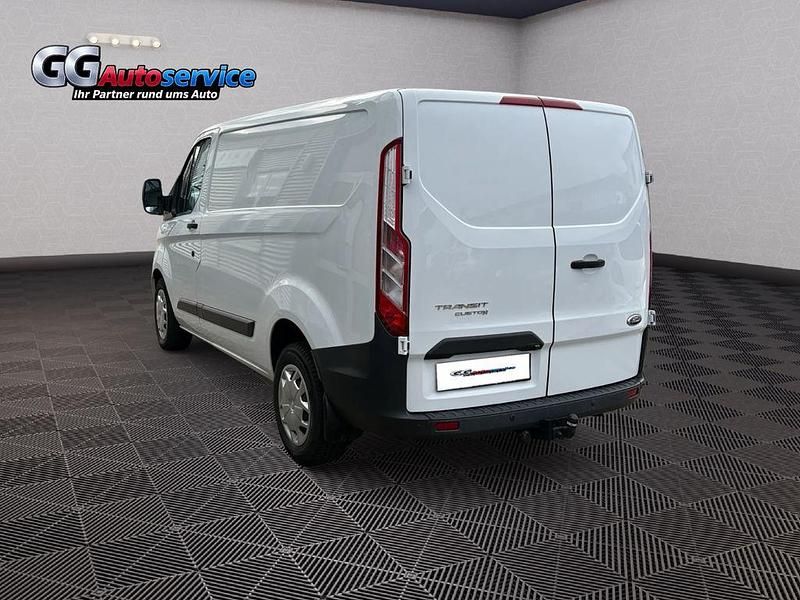 Gebraucht Ford Transit Custom 170 PS (125 kW) 2018 Weiß Van / Kleinbus