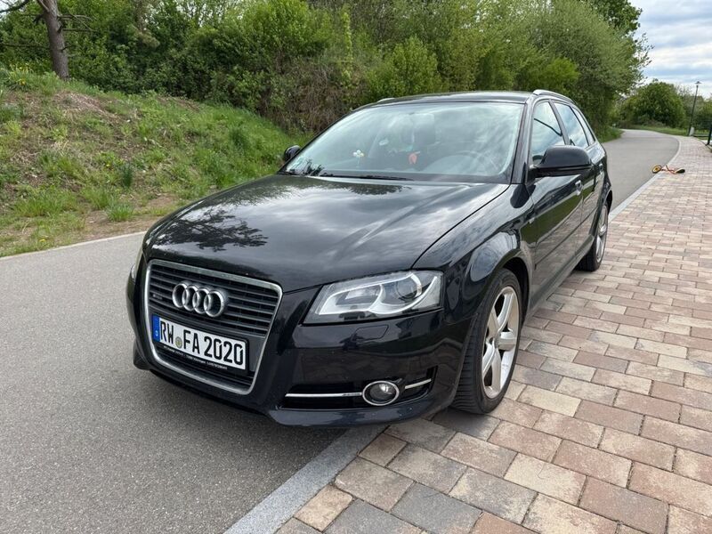 Schwarz Gebraucht 2009 Audi A3 Sportback S-Line Limousine | 4.400 € (Guter Preis) - Bild 1/4