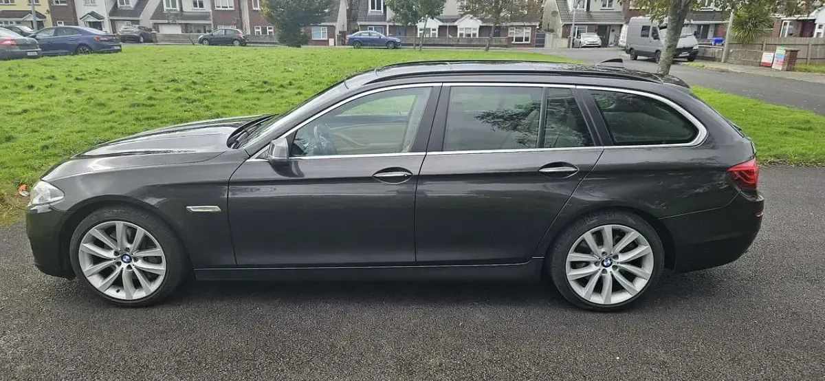 Gebraucht BMW 535 Luxury Line 306 PS (225 kW) 2013 Kombi
