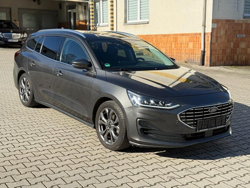 Gebraucht Ford Focus Titanium 155 PS (114 kW) 2022 Kombi