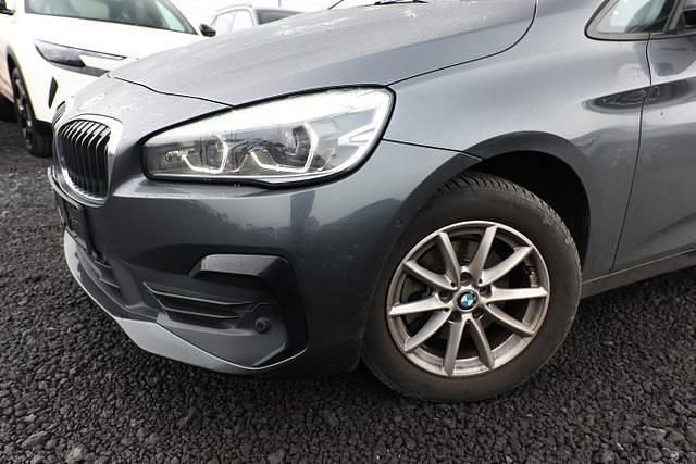 Gebraucht BMW 218 Advantage 140 PS (102 kW) 2019 Mineralgrau metallic mineralgrau metallic Kombi