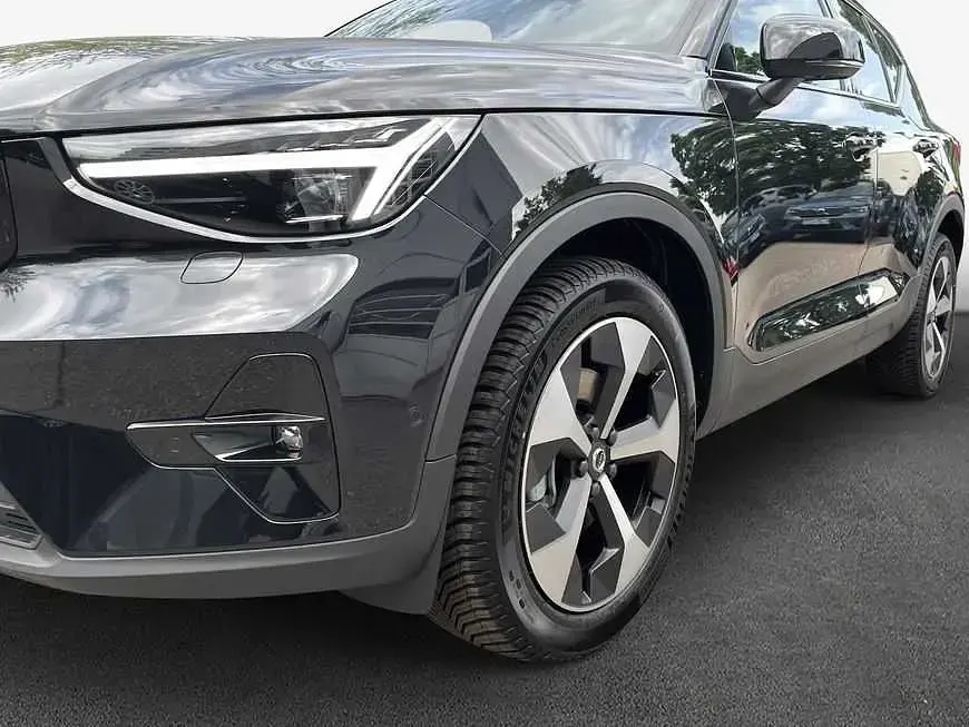 Gebraucht Volvo XC40 120 PS (88 kW) 2025 SUV