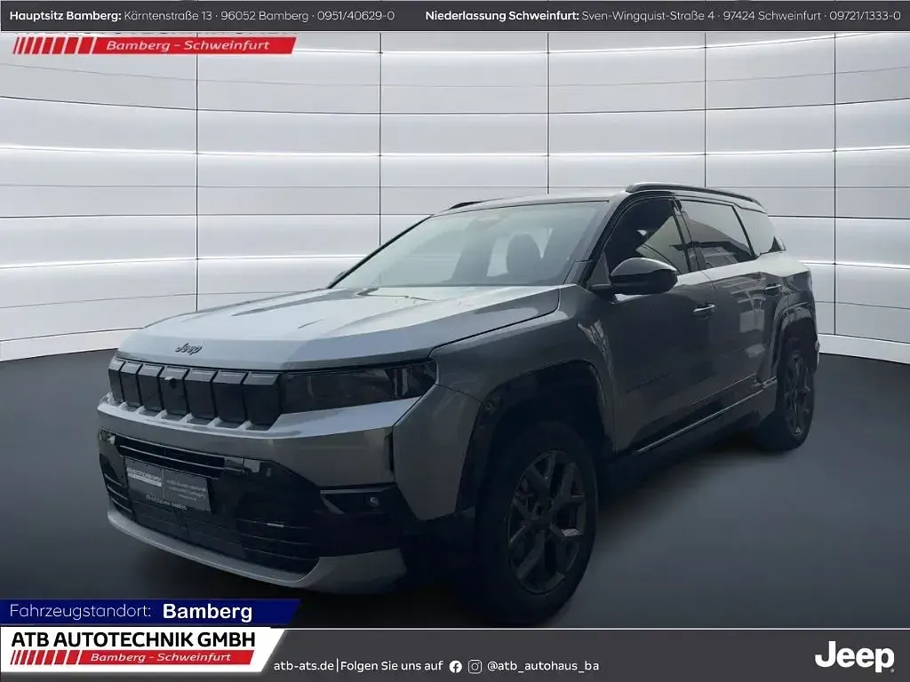 Gebraucht Jeep Compass 145 PS (106 kW) 2026 Grau SUV