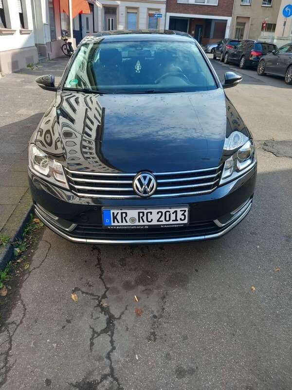 Gebraucht 2013 VW Passat Comfortline Limousine | 9.000 € (Etwas zu teuer) - Bild 1/2