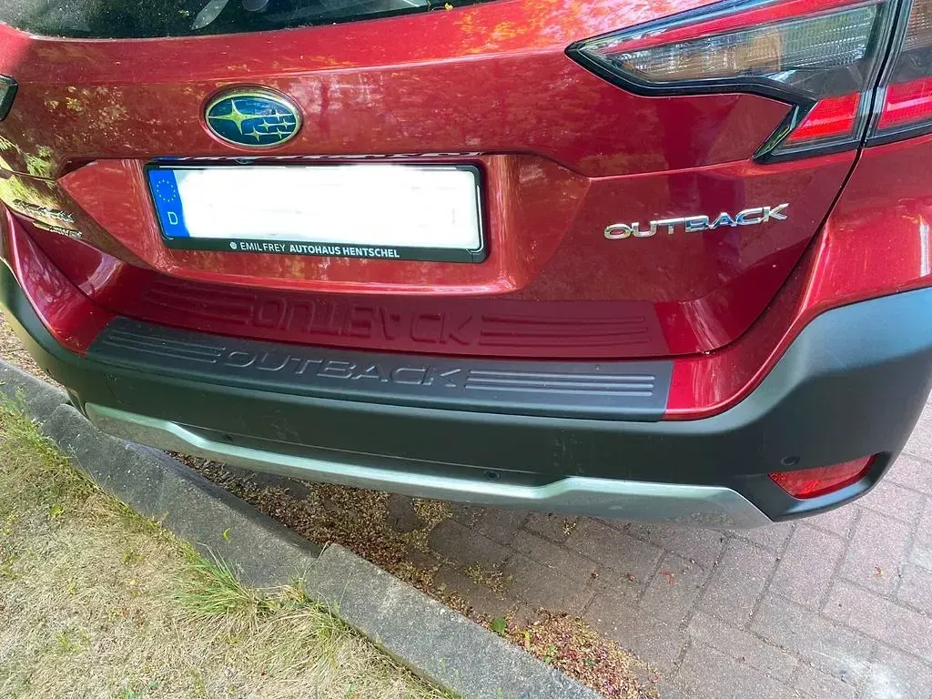 Gebraucht Subaru Outback Platinum 169 PS (124 kW) 2025 Rot Limousine