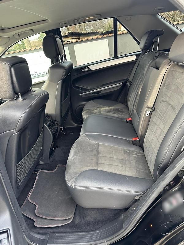 Gebraucht Mercedes ML320 211 PS (155 kW) 2007 Schwarz SUV