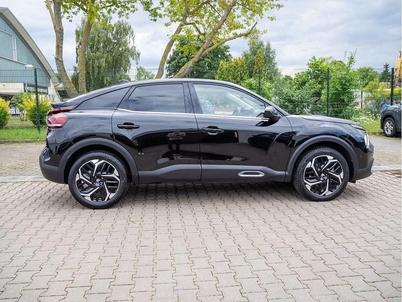 Gebraucht Citroën C4 Shine 131 PS (96 kW) 2024 Schwarz / perla nera schwarz Limousine