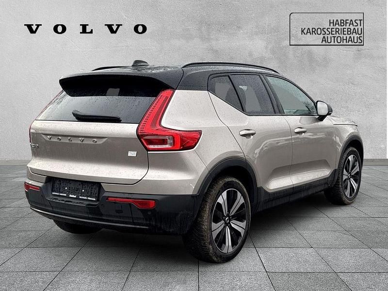 Gebraucht Volvo XC40 Plus 300 kW (408 PS) 2022 Bright dusk / metallic SUV