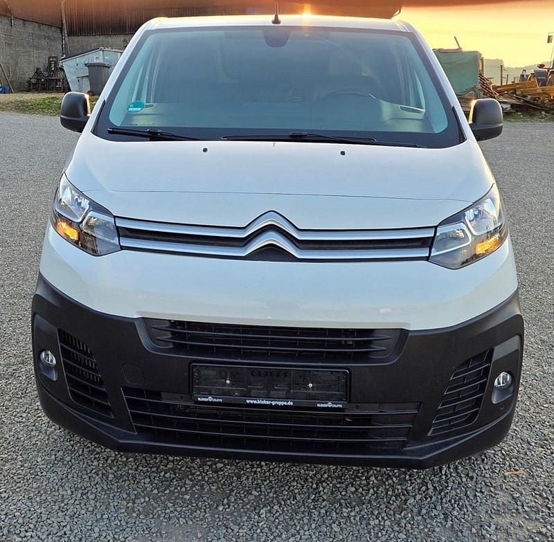 Gebraucht Citroën Jumpy 122 PS (89 kW) 2021 Weiß Van / Kleinbus