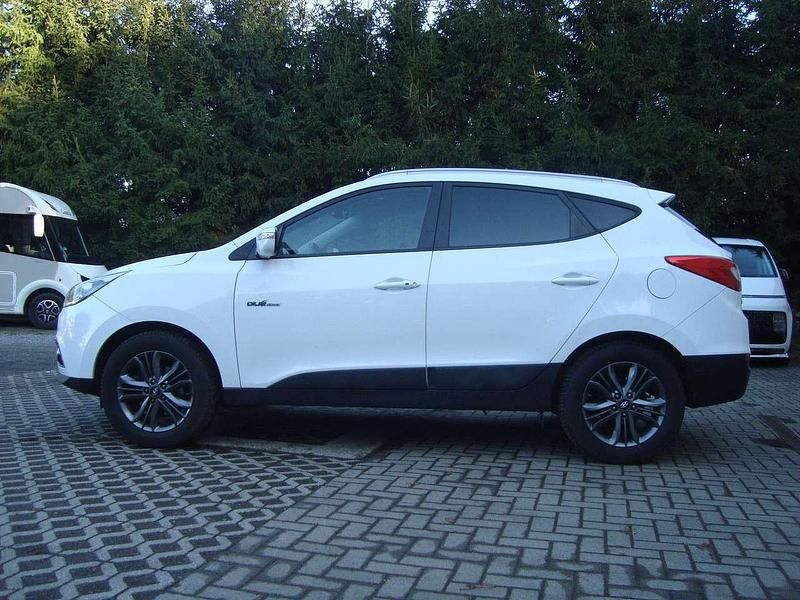 Gebraucht Hyundai ix35 Trend 135 PS (99 kW) 2015 Polar white SUV