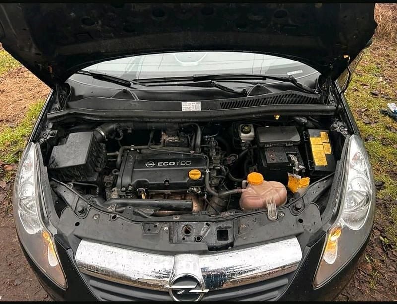 Gebraucht Opel Corsa 80 PS (58 kW) 2007 Schwarz Kleinwagen