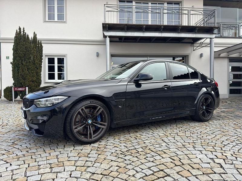 Gebraucht BMW M3 Performance 431 PS (317 kW) 2017 Blacksaphirre (475) Limousine
