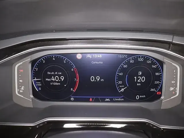 Gebraucht VW Taigo R-line 116 PS (85 kW) 2024 Grau SUV