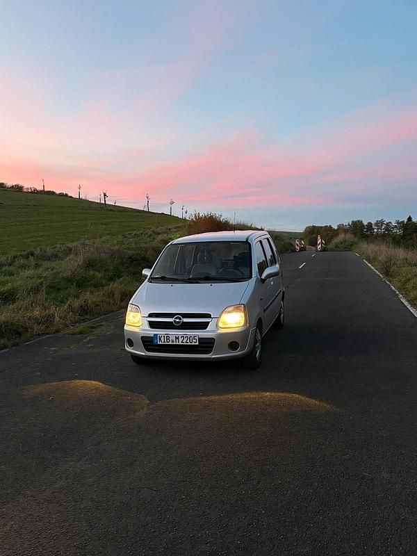 Silber Gebraucht 2006 Opel Agila Kleinwagen | 1.100 € (Fairer Preis) - Bild 1/4