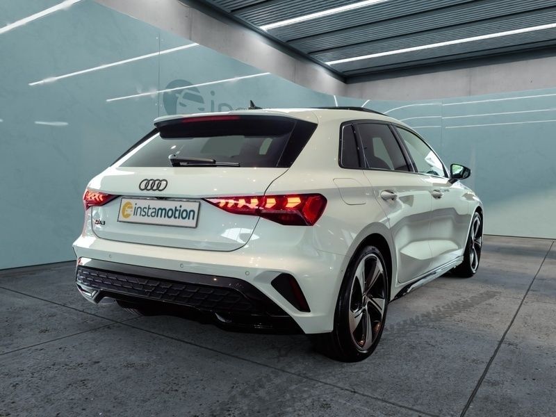 Gebraucht Audi A3 Sportback S-Line 150 PS (110 kW) 2024 Weiß Kleinwagen